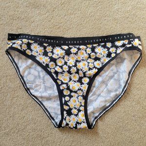 Victoria's Secret cotton bikini panties size M